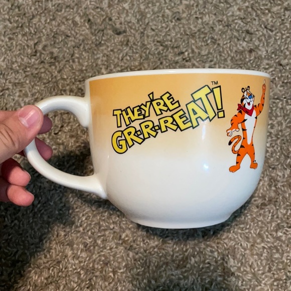Kellogg’s Frosted Flakes Tony the Tiger cereal mug - Picture 4 of 12